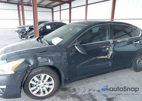 2015 Nissan Altima 2.5/2.5 S/2.5 Sl/2.5 Sv from USA, damaged, VIN 1N4AL3AP8FN318412